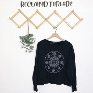 Brandy Melville zodiac black pullover sweater